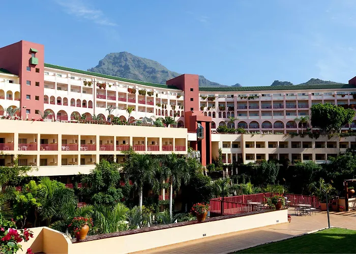 Готель Jacaranda 4*