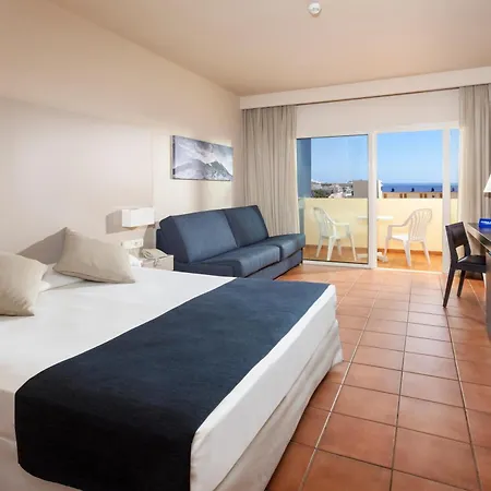 Jacaranda מלון 4*