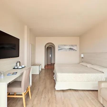 Jacaranda 4* Адехе