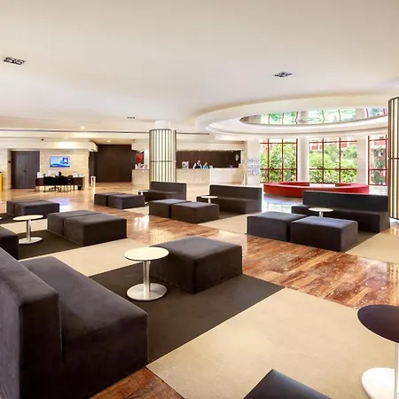 Jacaranda Адехе