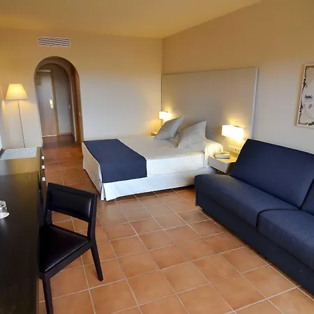 Jacaranda Адехе