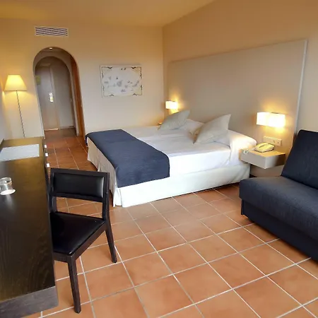 Hotel Jacaranda 4*