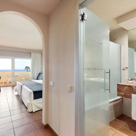 Jacaranda 4* Адехе